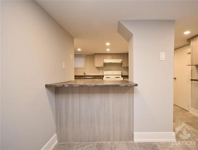 0 - 280 Daly Avenue, Condo with 2 bedrooms, 1 bathrooms and 1 parking in Ottawa ON | Image 17