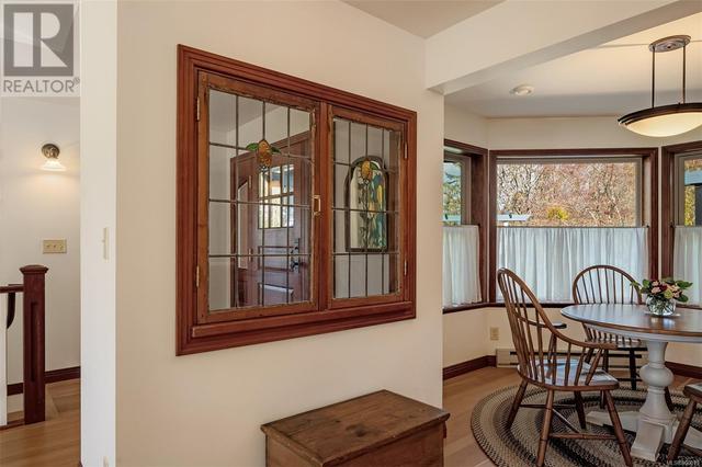 Stained glass at entrance adds charm | Image 22