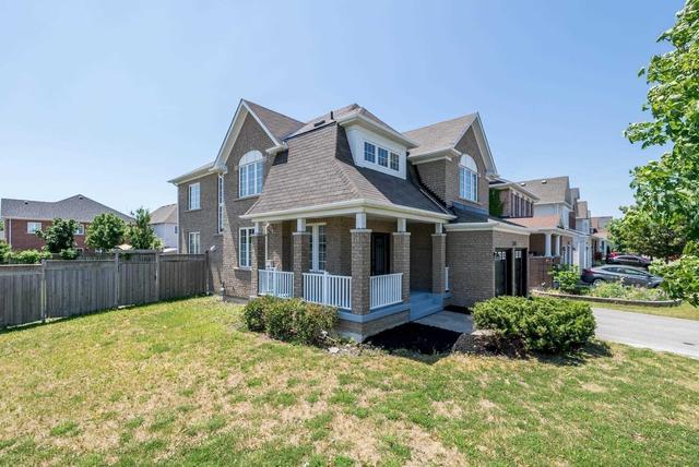 1385 Coldstream Dr, House detached with 4 bedrooms, 4 bathrooms and 6 parking in Oshawa ON | Image 12