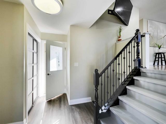 24 Ludlow Cres, House detached with 5 bedrooms, 2 bathrooms and 3 parking in Brantford ON | Image 26