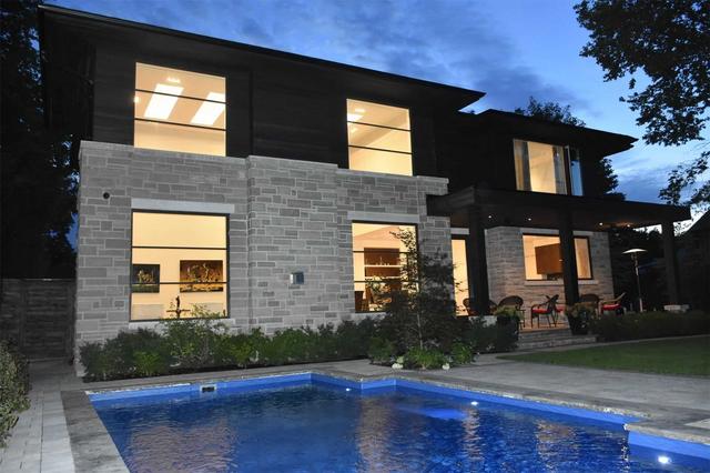 22 Balding Crt, House detached with 4 bedrooms, 8 bathrooms and 8 parking in Toronto ON | Image 37