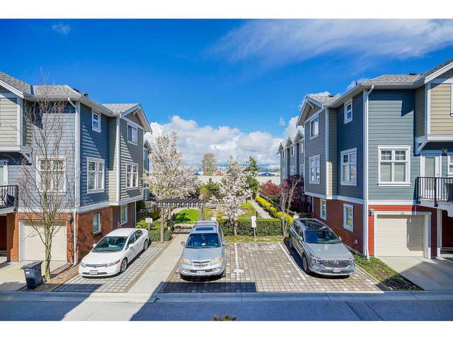 33 - 1111 Ewen Avenue, House attached with 3 bedrooms, 3 bathrooms and null parking in New Westminster BC | Image 17