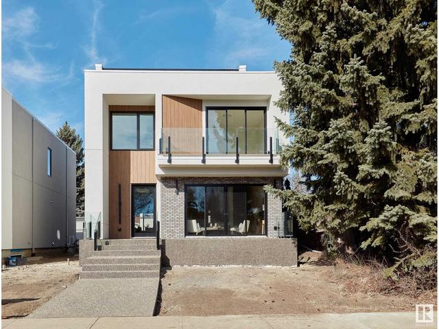 8708 137 St Nw, House detached with 4 bedrooms, 3 bathrooms and null parking in Edmonton AB | Image 3