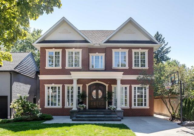 7 North Kingslea Dr, House detached with 5 bedrooms, 5 bathrooms and 4 parking in Toronto ON | Image 1