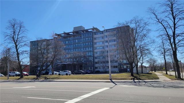 602 - 24 Midland Drive, House attached with 2 bedrooms, 1 bathrooms and 1 parking in Kitchener ON | Image 1