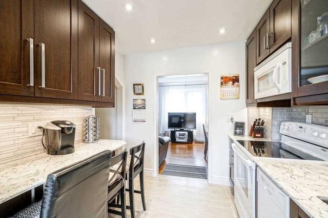 135 Evans Ave, House detached with 2 bedrooms, 2 bathrooms and 5 parking in Toronto ON | Image 20