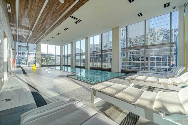 1201 - 88 Scott St, Condo with 1 bedrooms, 1 bathrooms and 0 parking in Toronto ON | Image 4