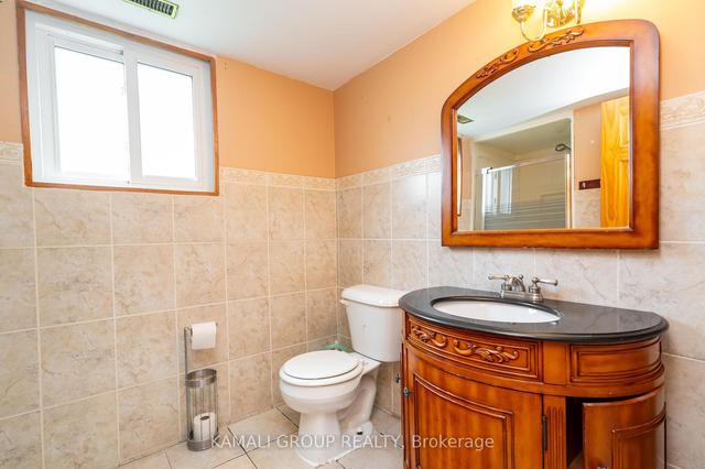 bsmt - 638 Carlton St, House detached with 1 bedrooms, 1 bathrooms and 2 parking in St. Catharines ON | Image 4