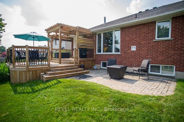 81 Victor Blvd, House detached with 2 bedrooms, 3 bathrooms and 4 parking in Brant ON | Image 31
