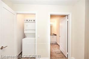 207 - 16 Concord Pl, Condo with 1 bedrooms, 1 bathrooms and 1 parking in Grimsby ON | Image 10