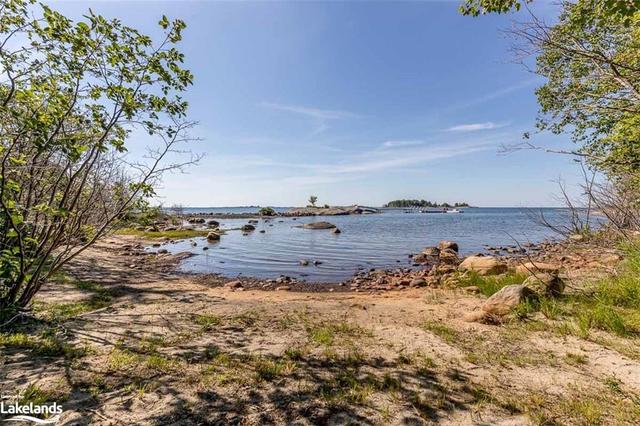 56 Sandy Island, House detached with 3 bedrooms, 1 bathrooms and null parking in The Archipelago ON | Image 13