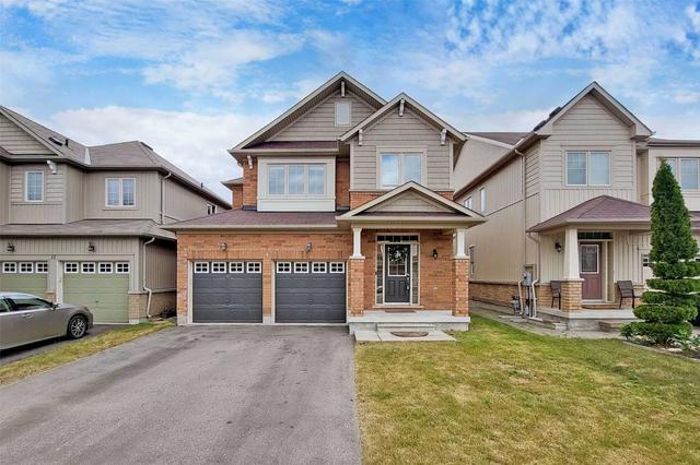 9 Mansard Dr, House detached with 4 bedrooms, 3 bathrooms and 4 parking in Richmond Hill ON | Image 1