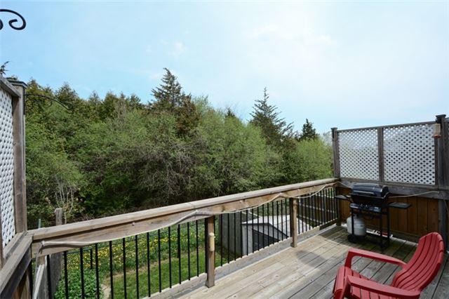 49 Tempo Way, House attached with 3 bedrooms, 3 bathrooms and 1 parking in Whitby ON | Image 3