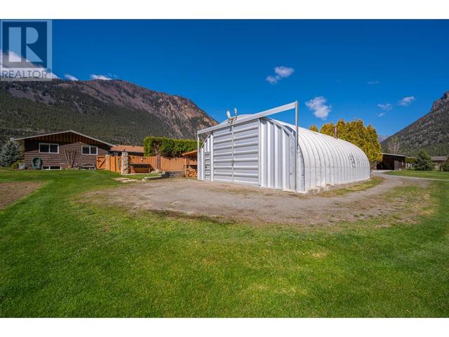 194 Deste Road, House detached with 4 bedrooms, 2 bathrooms and null parking in Lillooet BC | Image 56