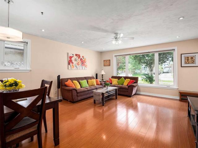 15 Bailey Cres, House detached with 3 bedrooms, 2 bathrooms and 4 parking in Toronto ON | Image 26