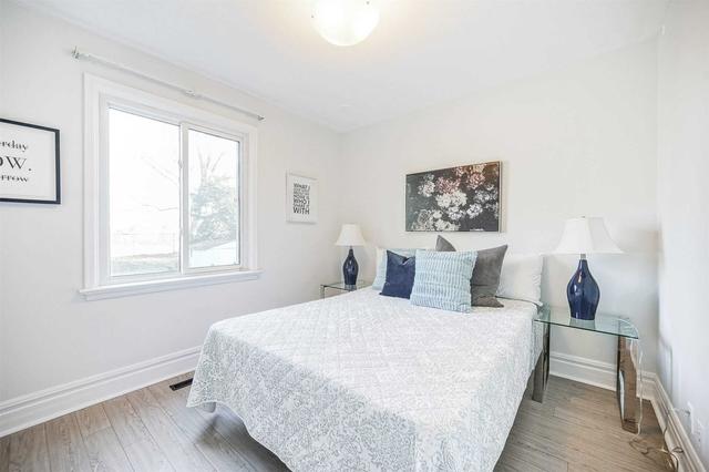 22 Todd Rd, House detached with 3 bedrooms, 3 bathrooms and 4 parking in Toronto ON | Image 16