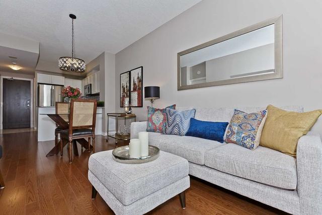 1011 - 1359 Rathburn Rd E, Condo with 1 bedrooms, 1 bathrooms and 1 parking in Mississauga ON | Image 8