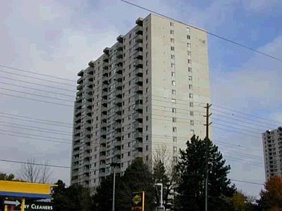 1403 - 390 Dixon Rd, Condo with 2 bedrooms, 1 bathrooms and 1 parking in Toronto ON | Image 1