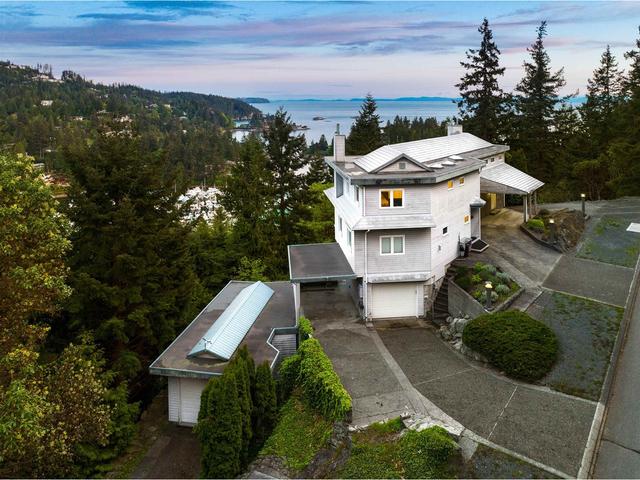 5860 Falcon Road, House detached with 5 bedrooms, 5 bathrooms and null parking in West Vancouver BC | Image 9