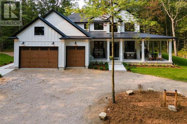 10195 Red Pine Road, House detached with 6 bedrooms, 4 bathrooms and null parking in Lambton Shores ON | Image 2