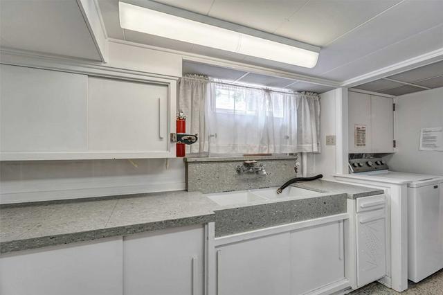3551 Dominion Blvd, House detached with 3 bedrooms, 2 bathrooms and 5 parking in Windsor ON | Image 20