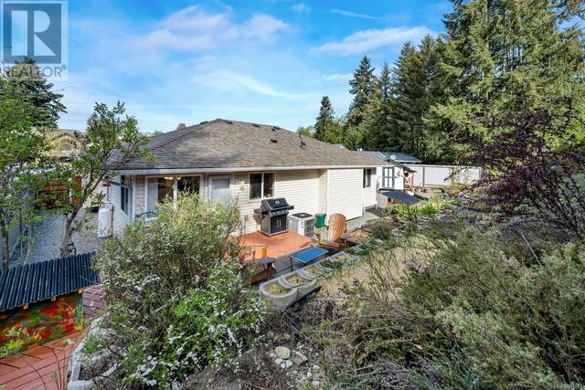 210 Cowichan Ave, House detached with 3 bedrooms, 2 bathrooms and 4 parking in Lake Cowichan BC | Image 38
