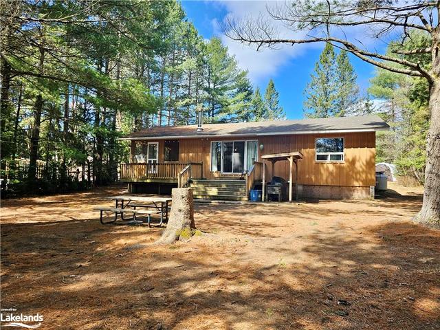 1038 Clarence Private, House detached with 3 bedrooms, 1 bathrooms and 4 parking in Bracebridge ON | Image 17