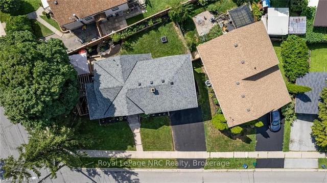 1 Keating St, House detached with 4 bedrooms, 2 bathrooms and 4 parking in St. Catharines ON | Image 17