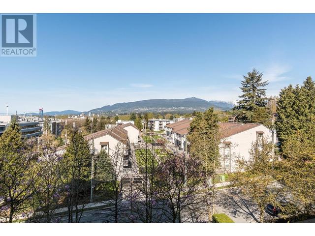 708 - 170 W 1st Street, Condo with 2 bedrooms, 2 bathrooms and 1 parking in North Vancouver BC | Image 24