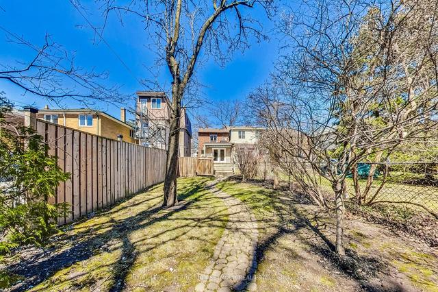 435 Balliol St, House detached with 3 bedrooms, 3 bathrooms and 2 parking in Toronto ON | Image 27
