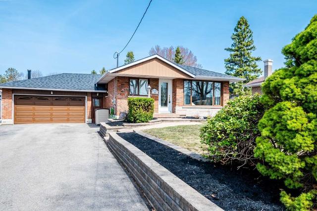 920 Willowdale Ave, House detached with 3 bedrooms, 2 bathrooms and 10 parking in Oshawa ON | Image 1