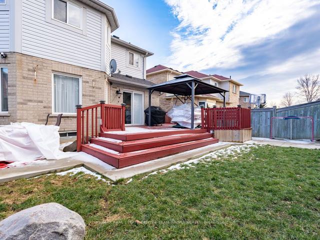 28 Courtsfield Cres, House detached with 4 bedrooms, 4 bathrooms and 6 parking in Brampton ON | Image 20