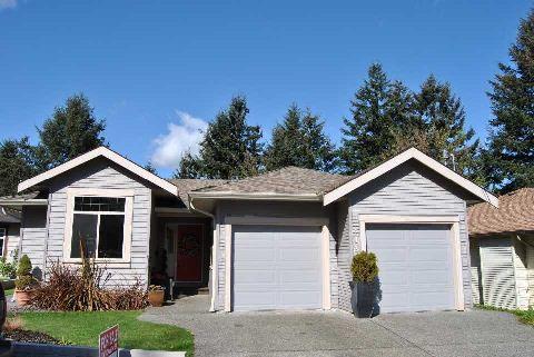 643 Railway Ave, House detached with 3 bedrooms, 2 bathrooms and 2 parking in Nanaimo BC | Card Image