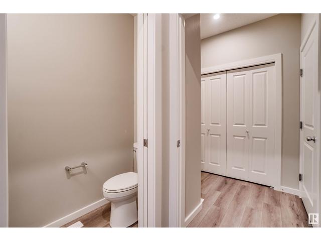 3532 6 Av Sw Sw, House detached with 3 bedrooms, 2 bathrooms and null parking in Edmonton AB | Image 16