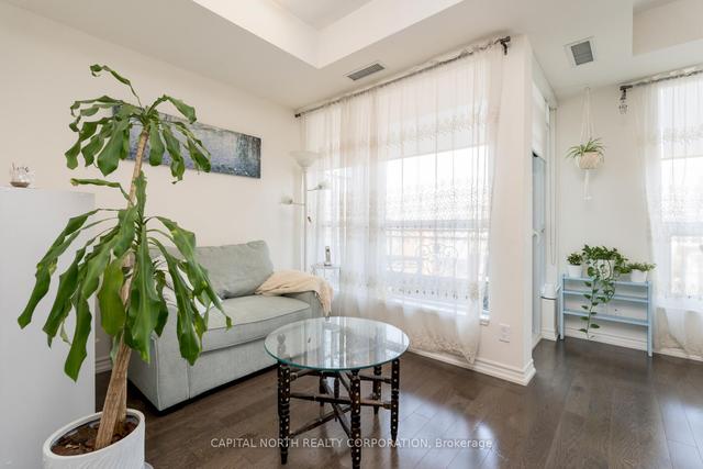 416 - 23 Glebe Rd W, Condo with 1 bedrooms, 1 bathrooms and 0 parking in Toronto ON | Image 2