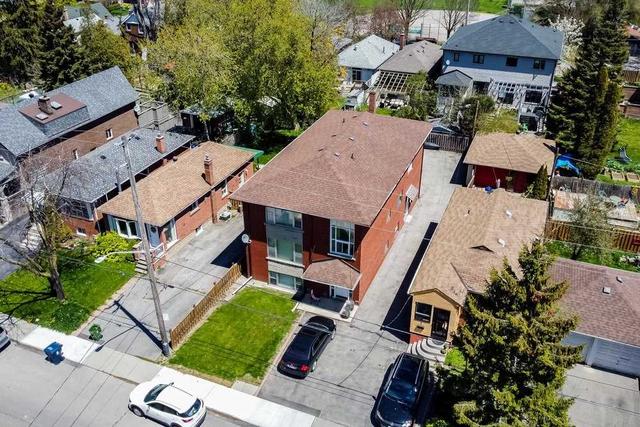 3 Thirteenth St, House detached with 8 bedrooms, 5 bathrooms and 5 parking in Toronto ON | Image 12
