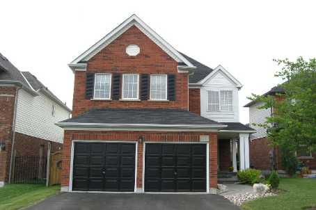 25 Dalebrooke Cres, House detached with 4 bedrooms, 3 bathrooms and 6 parking in Whitby ON | Image 1