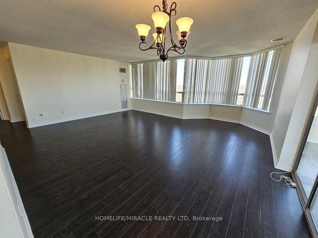 ph3 - 135 Hillcrest Ave, Condo with 2 bedrooms, 2 bathrooms and 1 parking in Mississauga ON | Image 22