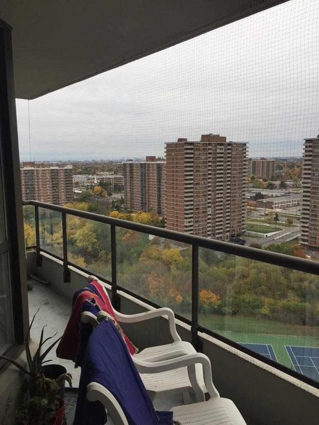 2208 - 3 Rowntree Rd, Condo with 2 bedrooms, 2 bathrooms and 2 parking in Toronto ON | Image 4