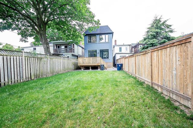 37 Kildonan Rd, House detached with 3 bedrooms, 5 bathrooms and 2 parking in Toronto ON | Image 17