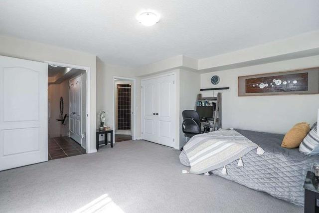 60 Soccavo Cres, Townhouse with 3 bedrooms, 4 bathrooms and 2 parking in Brampton ON | Image 5