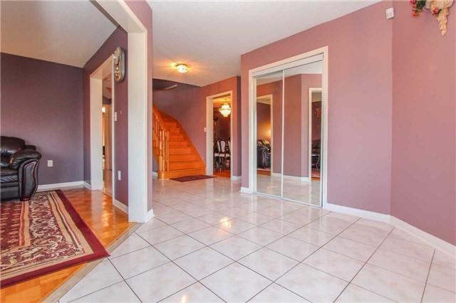 11 Himalaya St, House detached with 4 bedrooms, 3 bathrooms and 4 parking in Brampton ON | Image 4