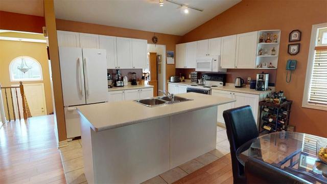 47 Thorold Ave, House detached with 3 bedrooms, 2 bathrooms and 8 parking in Thorold ON | Image 13