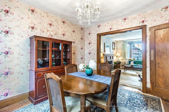 31 Albert Ave, House detached with 3 bedrooms, 1 bathrooms and 1 parking in Toronto ON | Image 4