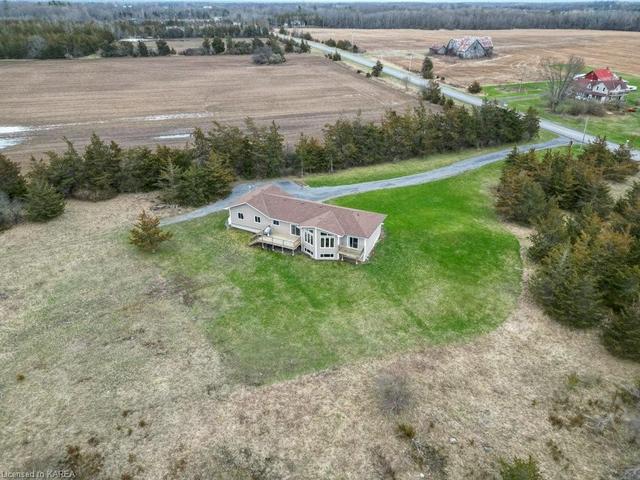 2516 County Road 9, House detached with 3 bedrooms, 3 bathrooms and 10 parking in Greater Napanee ON | Image 35