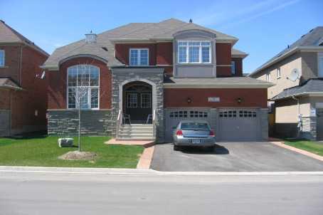 4 Emperor Dr, House detached with 4 bedrooms, 3 bathrooms and 4 parking in Brampton ON | Image 1