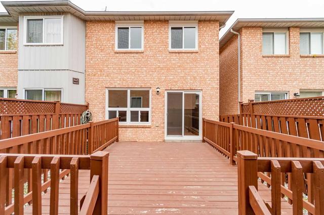 33 - 68 Gilgorm Rd, Townhouse with 3 bedrooms, 4 bathrooms and 2 parking in Brampton ON | Image 35