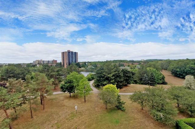 702 - 6500 Montevideo Rd, Condo with 3 bedrooms, 2 bathrooms and 2 parking in Mississauga ON | Image 4