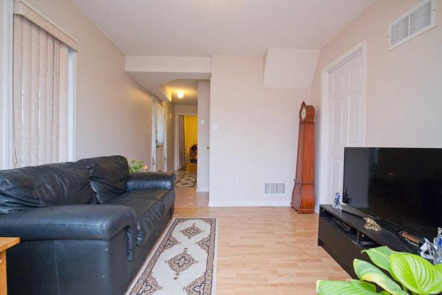 103 - 2 Clay Brick Crt, Townhouse with 3 bedrooms, 3 bathrooms and 1 parking in Brampton ON | Image 17