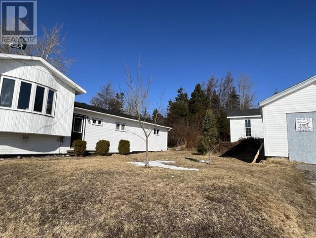 215 Main Street, House detached with 4 bedrooms, 1 bathrooms and null parking in Hare Bay NL | Image 3